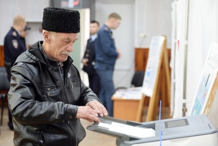 В Крыму открыт самый большой участок для голосования в России