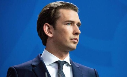 Парламент Австрии вынес вотум недоверия канцлеру Себастьяну Курцу