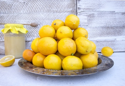 В Forbes назвали лимоны признаком роскоши для жителей России