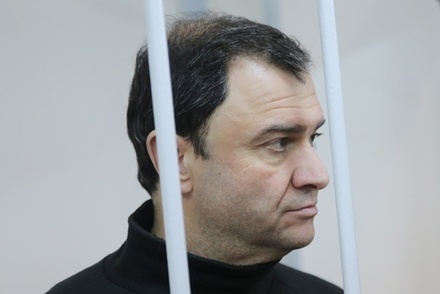 Мосгорсуд продлил арест бывшему замминистра культуры Пирумову