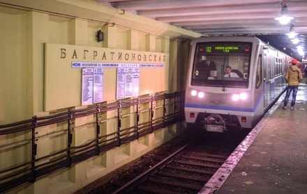 Движение поездов на Филёвской линии метро восстановлено