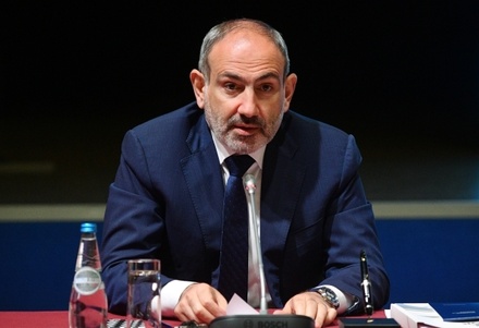 Премьер Армении заявил об отсутствии мирного решения конфликта в Карабахе