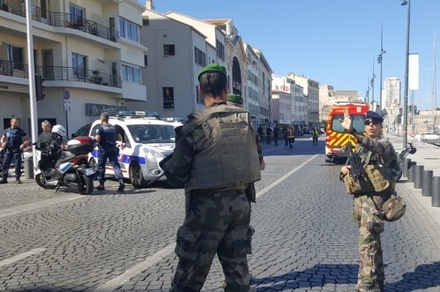 СМИ: использованный для наезда на пешеходов в Марселе автомобиль был угнан утром