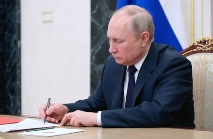 Путин утвердил наказание за фейки о работе госорганов России за рубежом