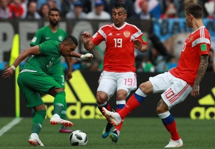 В Москве стартовал матч открытия между сборными России и Саудовской Аравии