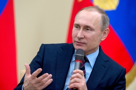 Владимир Путин призвал усилить контроль за медицинскими товарами