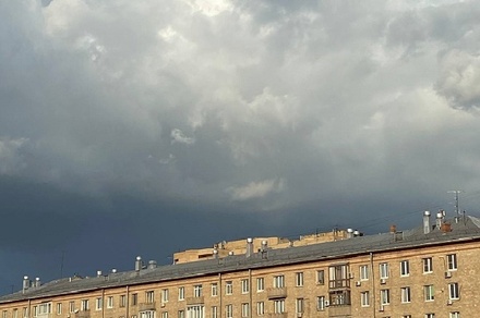 В Москве из-за грозы объявлен жёлтый уровень погодной опасности