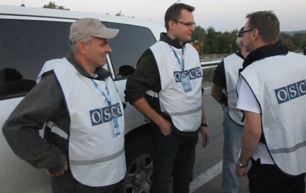 В ОБСЕ сообщили об обстреле наблюдателей в Донбассе