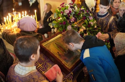 В РПЦ решили проигнорировать запрет на посещение храмов в Петербурге