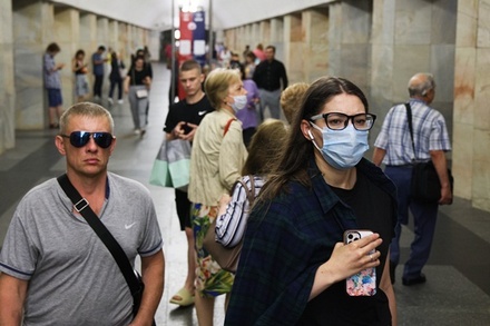 В Роспотребнадзоре рекомендовали носить маски уязвимым категориям граждан
