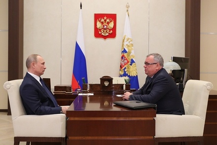 Президент ВТБ предложил Путину оплатить посадку деревьев