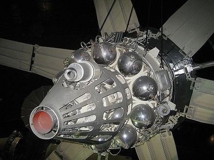 Советский спутник «Молния» сойдёт с орбиты сегодня вечером