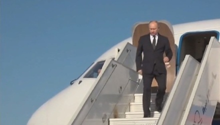 Владимир Путин приказал начать вывод российской группировки войск из Сирии