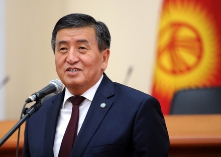 Путин поздравил Жээнбекова с победой на выборах президента Киргизии