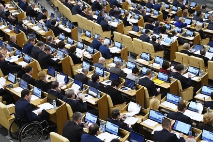 Дума приняла в первом чтении законопроект о платном въезде в город и парковках 