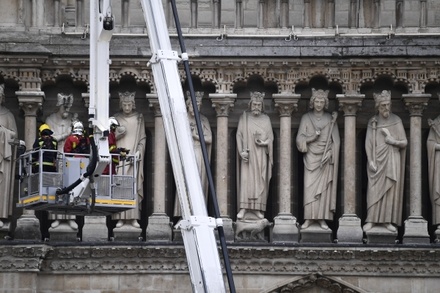 Статуи собора Парижской Богоматери покажут публике