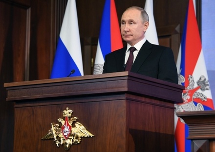 Владимир Путин подписал закон о гарантиях неприкосновенности экс-президентов