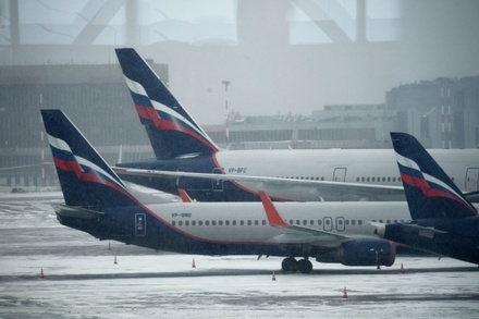 В московских аэропортах задержаны или отменены 80 рейсов