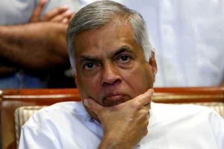 Премьер-министр Шри-Ланки назвал серию взрывов в храмах и отелях «трусливой атакой»