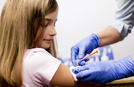 В Москве будут вакцинировать девочек от вируса папилломы