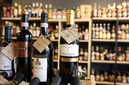 Импорт вина из ЕС упал почти на 40% с повышением пошлин для «недружественных стран»