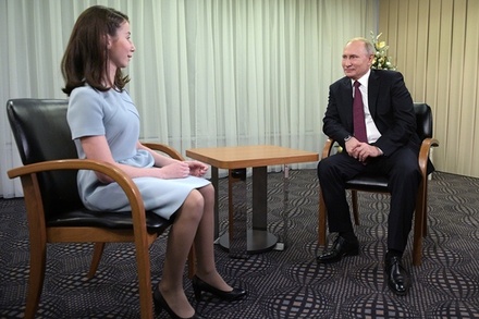 Путин побеседовал с девушкой, которая мечтала взять у него интервью