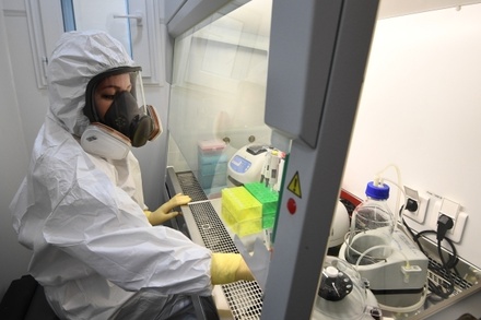 В России за сутки зафиксировано 7 728 случаев заражения коронавирусом