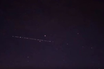 Спутники Илона Маска сняли в небе над Свердловской областью
