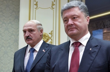 Лукашенко пообещал выполнить за сутки всё, о чём попросит Порошенко