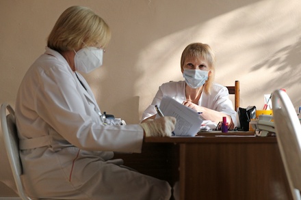 В Кремле заявили о нехватке врачей в России на фоне пандемии
