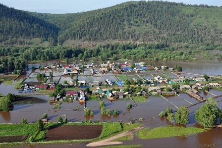 Число жертв наводнения в Иркутской области достигло пяти