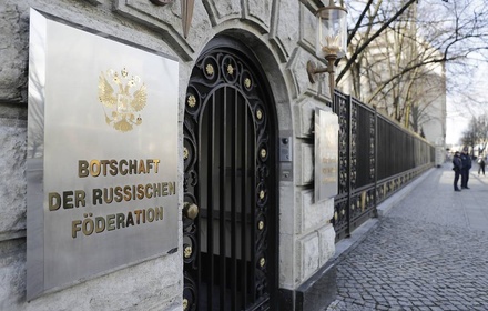Двое сотрудников посольства Германии в Москве объявлены персонами нон грата