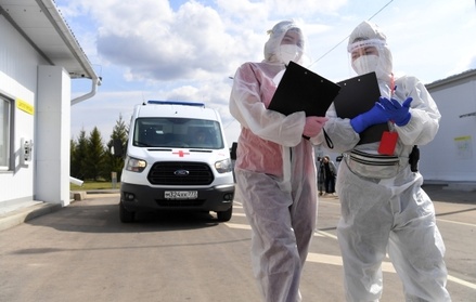 В Роспотребнадзоре опровергли информацию Bloomberg о третьей волне коронавируса в РФ
