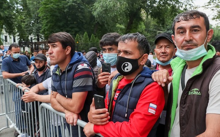 В узбекском землячестве отреагировали на планы Минкомсвязи РФ создать систему учёта мигрантов