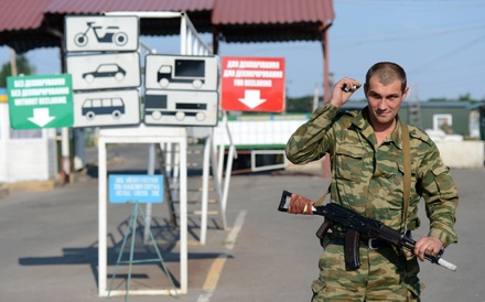 В ФСБ опровергают сообщение о пересечении границы Украины военными РФ