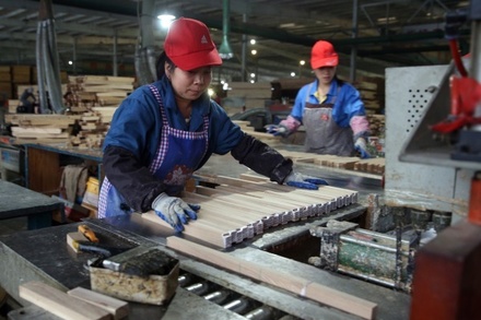 В Китае сократят почти 2 миллиона работников промышленности