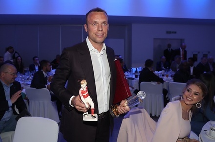 Денис Глушаков назван лучшим футболистом сезона