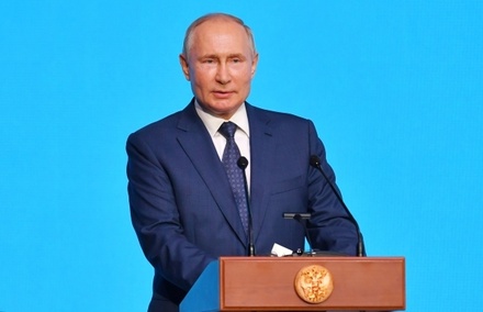 Владимир Путин поручил принять меры по ограничению инфляции