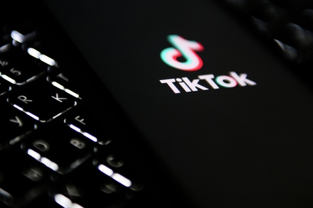 TikTok ввёл ограничения на работу сервиса в России из-за закона о «фейках»