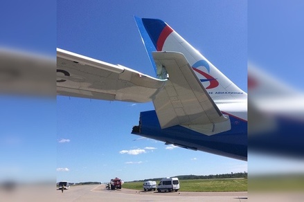 Прокуратура начала проверку после столкновения самолётов в аэропорту Пулково