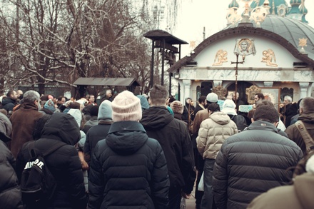 Десятинный монастырь в Киеве попросил защиты у Трампа и ООН от националистов