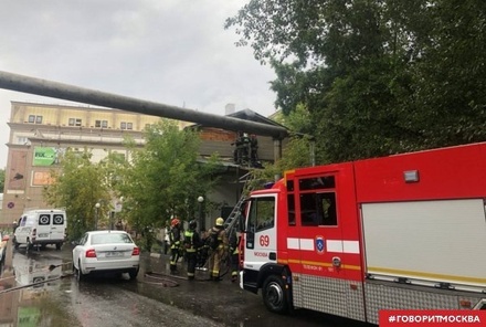 Очевидцы сообщили о пожаре у Савёловского вокзала