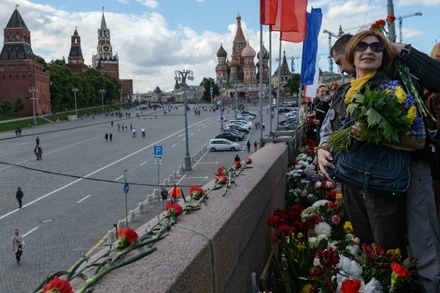В Москве на акции памяти Бориса Немцова задержаны два человека