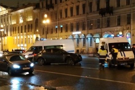 Трое пострадавших в ДТП в Петербурге остаются в больнице