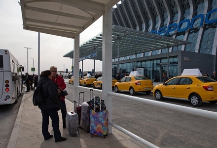 В Крыму объяснили, почему аэропорт в Симферополе называется международным без рейсов за границу