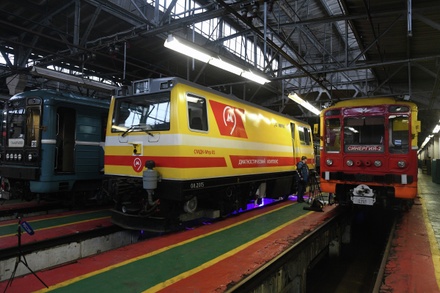 Диагностический поезд «Синергия-2» обследовал 6 тыс. км путей в московском метро за год 