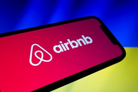 Airbnb приостанавливает работу в России и Белоруссии