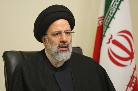 Глава МВД Ирана подтвердил инцидент с президентским вертолётом