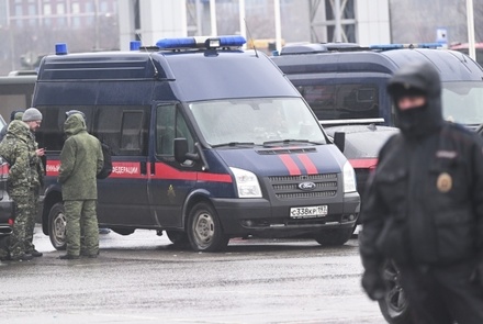 СМИ: четырёх подозреваемых в атаке на «Крокус» доставили в СК в Москву