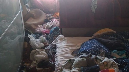Суд ограничил в родительских правах мать брошенной в квартире в Москве 5-летней девочки